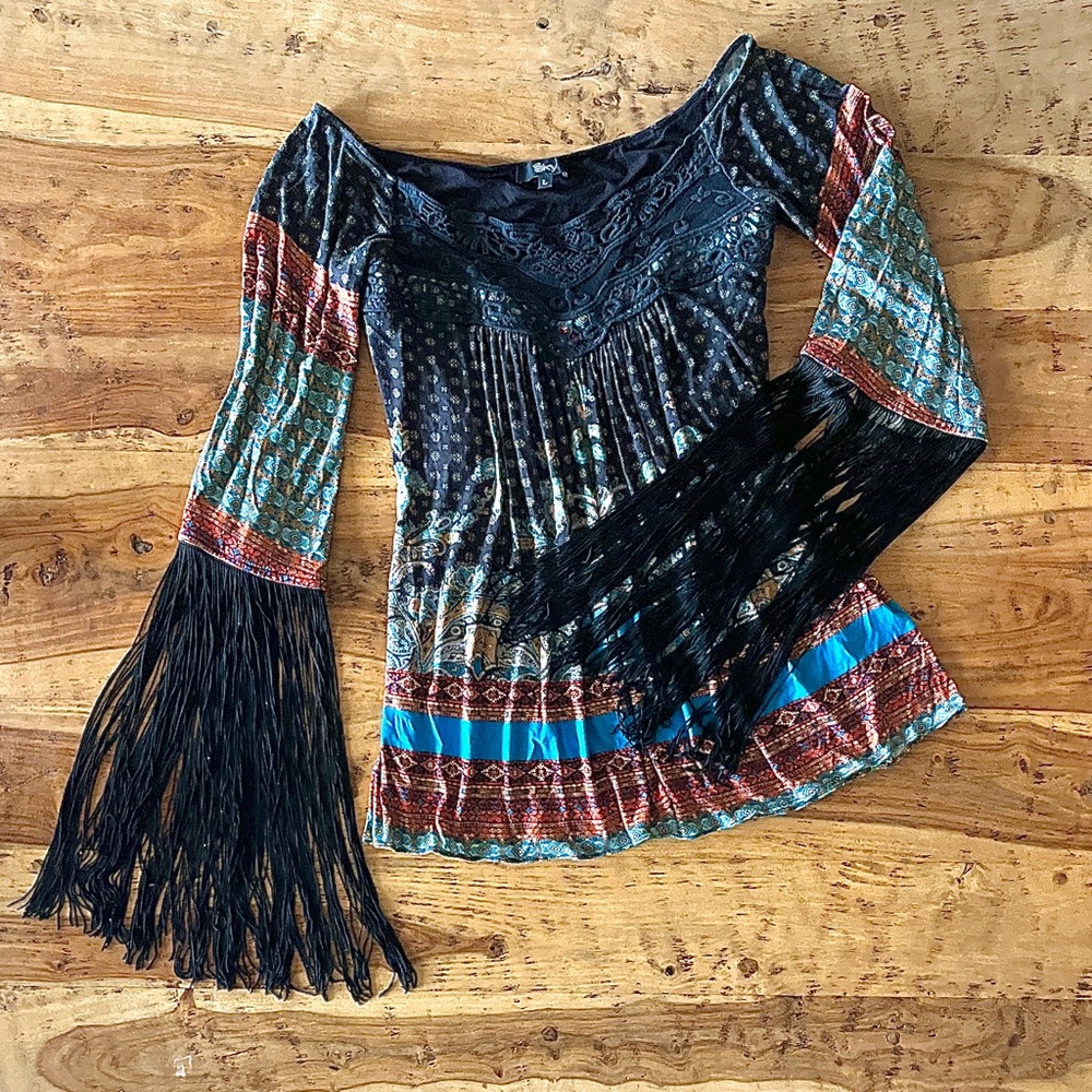SKY Brand Sz LARGE Country Western Fringe Sleeve Knit Top